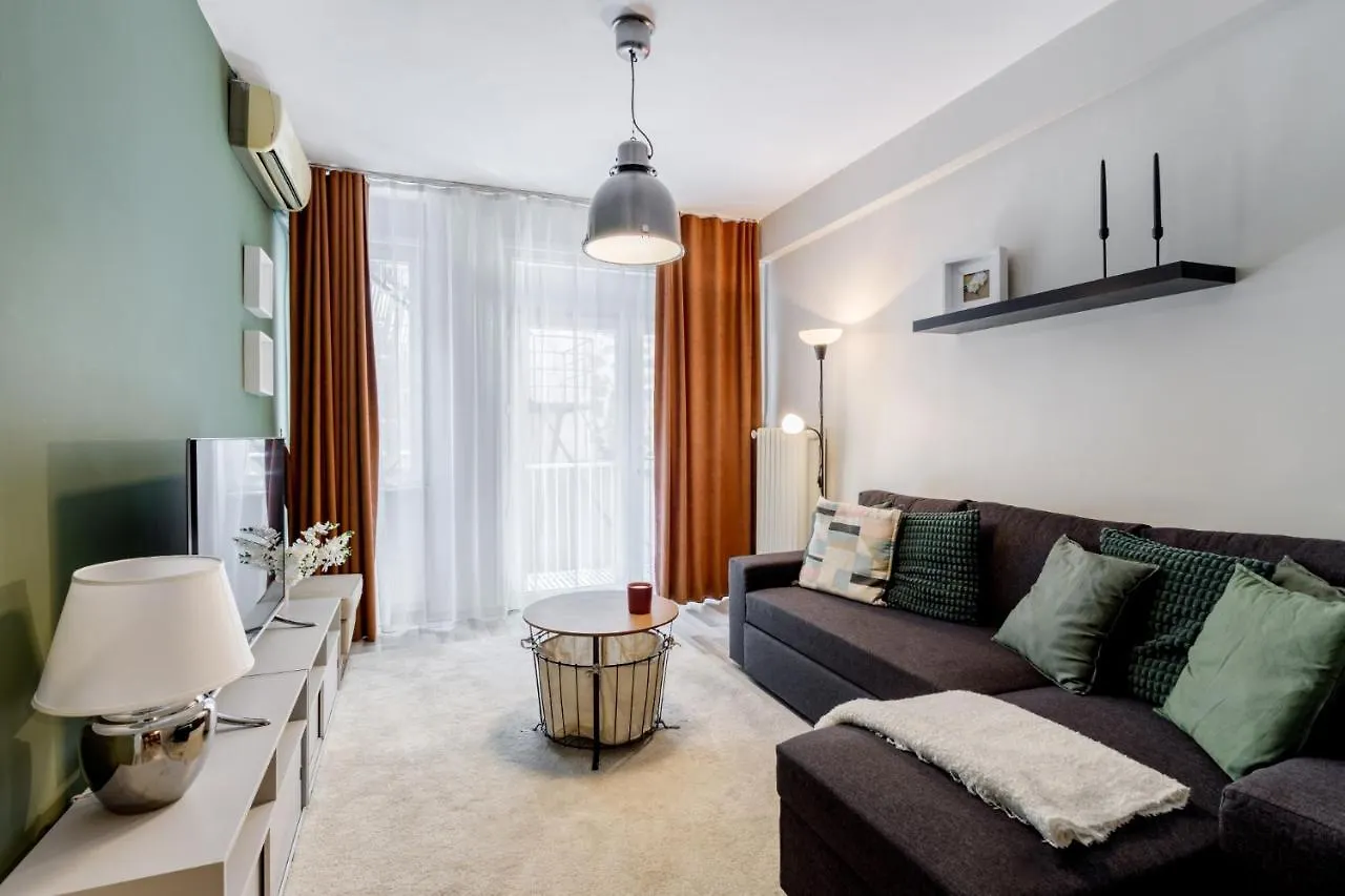 Exquisite And Spacious Flat In Central Nisantasi contacts