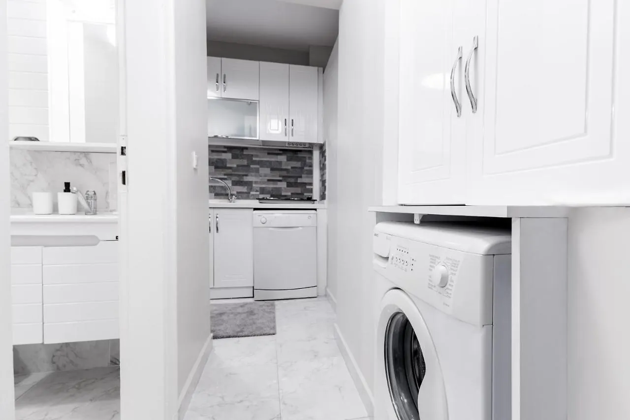 Exquisite And Spacious Flat In Central Nisantasi Apartment Istanbul 0*,